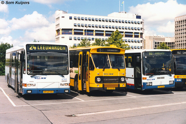 Foto van VEONN Berkhof 2000NL 4746 Standaardbus door RW2014
