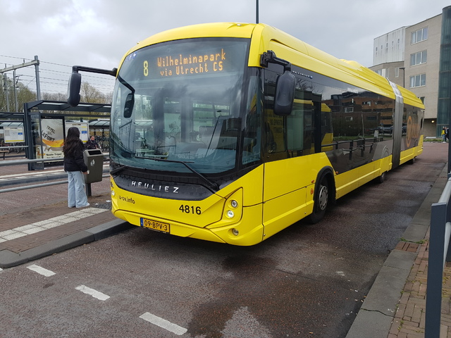 Foto van QBZ Heuliez GX437 ELEC 4816 Gelede bus door_gemaakt treinspotter-Dordrecht-zuid