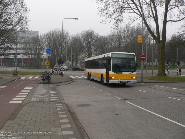 Foto van CXX Berkhof 2000NL 5753 Standaardbus door tsov