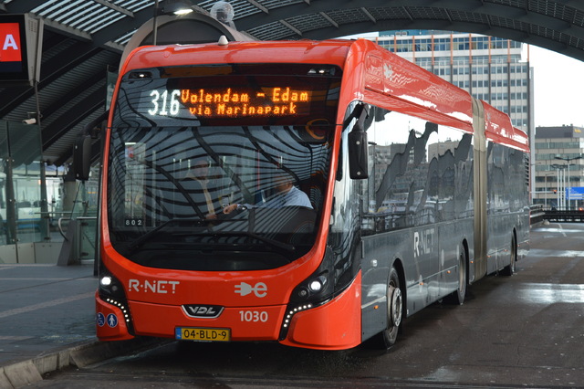 Foto van EBS VDL Citea SLFA-181 Electric 1030 Gelede bus door wyke2207