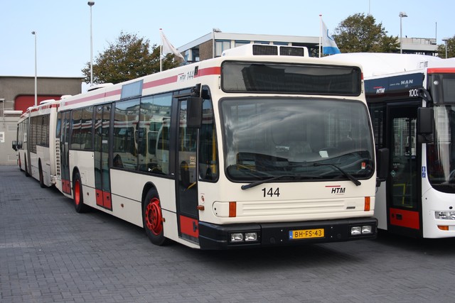 Foto van HTM Den Oudsten B96 144 Standaardbus door dmulder070
