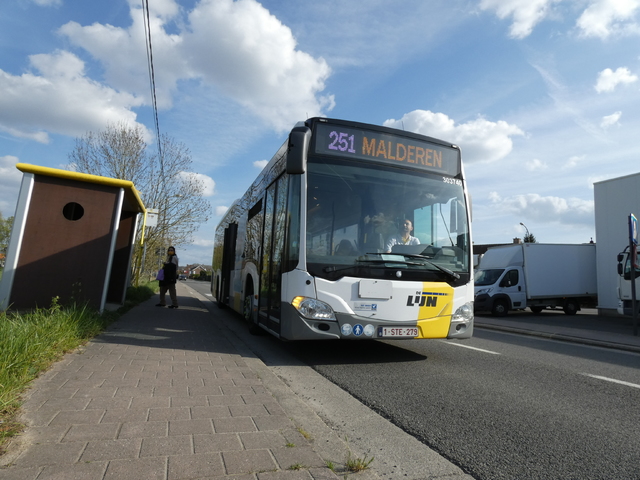 Foto van  MAN Lion's City L  Standaardbus door Delijn821