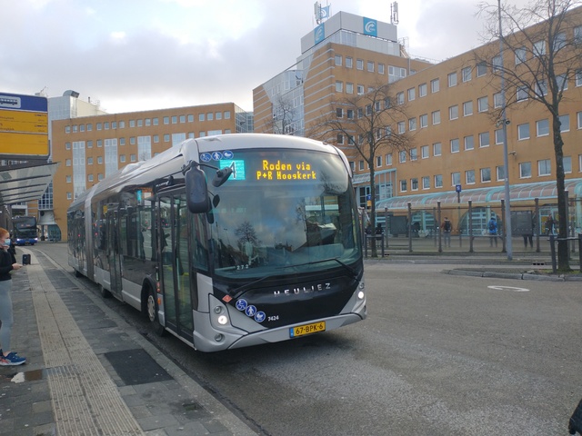 Foto van QBZ Heuliez GX437 ELEC 7424 Gelede bus door_gemaakt Draken-OV