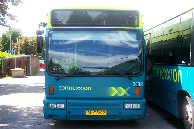 Foto van CXX Den Oudsten B95 2438 Standaardbus door wyke2207