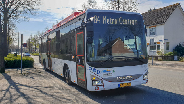 Foto van EBS Iveco Crossway LE CNG (12mtr) 5080 Standaardbus door MetroRET