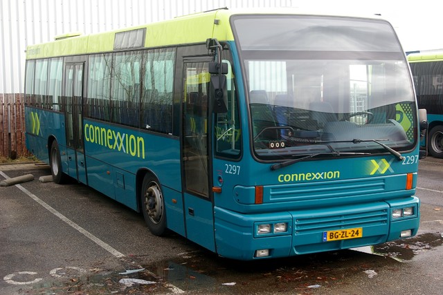 Foto van CXX Den Oudsten B95 2297 Standaardbus door wyke2207