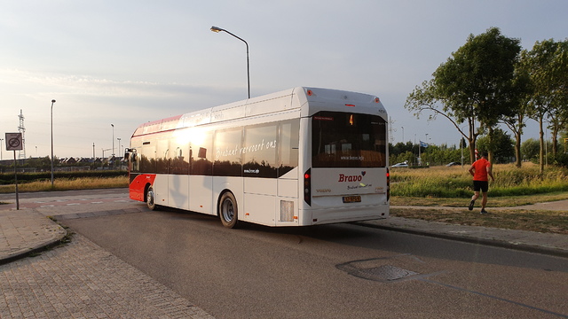 Foto van ARR Volvo 7900 Electric 4856 Standaardbus door OV073