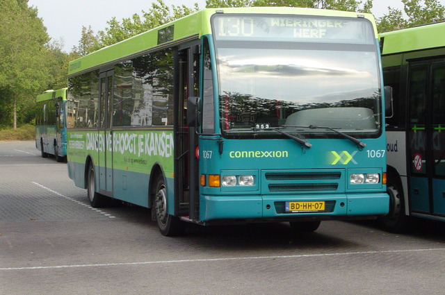 Foto van CXX Berkhof 2000NL 1067 Standaardbus door wyke2207