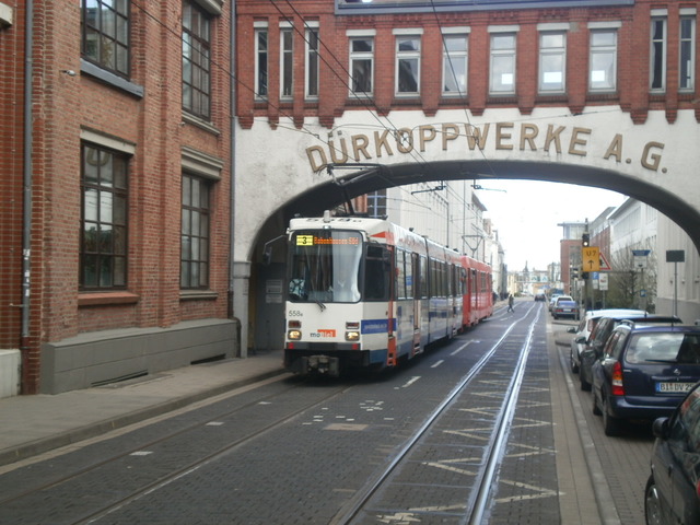 Foto van MoBiel Stadtbahnwagen M/N 8 558 Tram door Perzik