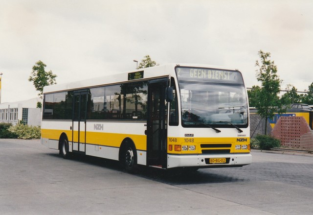 Foto van NZH Berkhof 2000NL 1048 Standaardbus door JanWillem