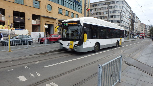 Foto van DeLijn VDL Citea SLF-120 Hybrid 5903 Standaardbus door_gemaakt Perzik