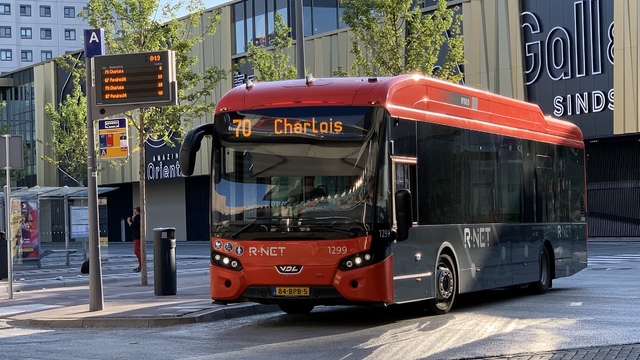 Foto van RET VDL Citea SLE-120 Hybrid 1299 Standaardbus door BusDordrecht2003