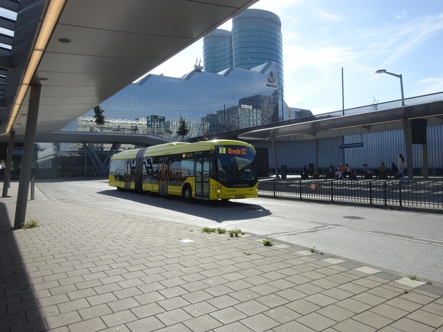 Foto van QBZ Heuliez GX437 ELEC 4828 Gelede bus door Rotterdamseovspotter