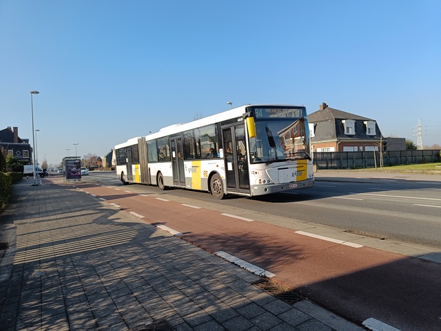 Foto van DeLijn Jonckheere Transit 2000 G 4449 Gelede bus door BusfanTom