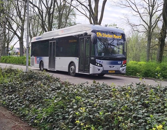 Foto van RET VDL Citea SLE-120 Hybrid 1283 Standaardbus door Ovspoterberkel