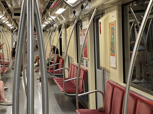 Foto van BKK Metropolis 548 Metro door_gemaakt Stadsbus