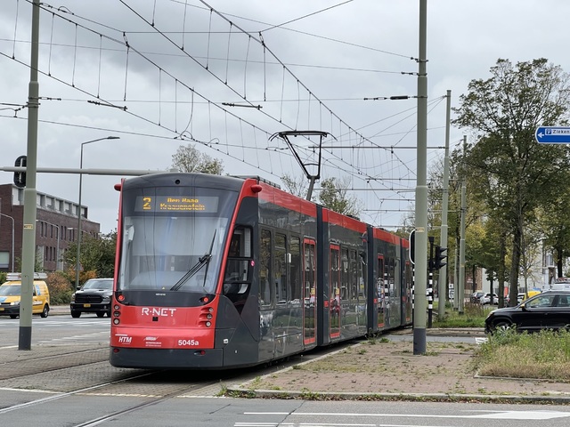 Foto van HTM Avenio 5045 Tram door Stadsbus