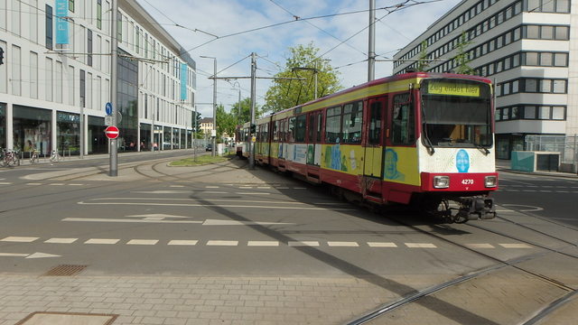 Foto van Rheinbahn Stadtbahnwagen B 4270 Tram door_gemaakt Perzik
