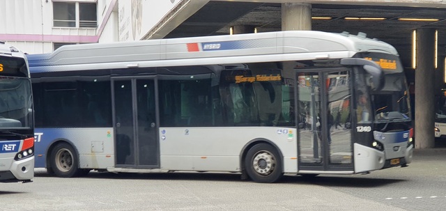 Foto van RET VDL Citea SLE-120 Hybrid 1240 Standaardbus door Busseninportland