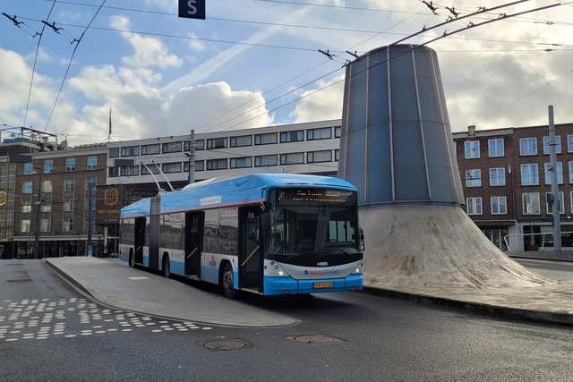 Foto van HER Hess Swisstrolley 5235 Gelede bus door_gemaakt wmbrands