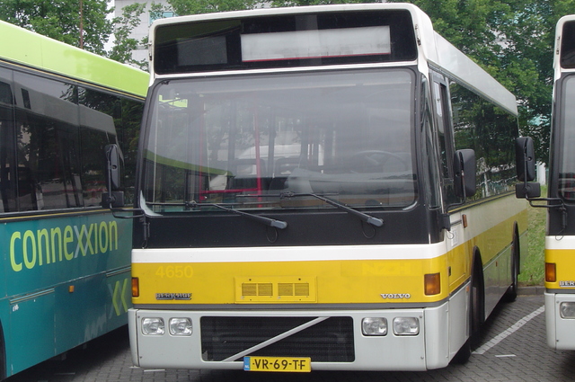 Foto van CXX Berkhof Duvedec 4650 Standaardbus door wyke2207