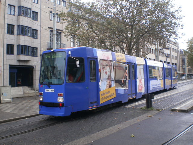 Foto van SWK Stadtbahnwagen M/N 8 837 Tram door_gemaakt Perzik