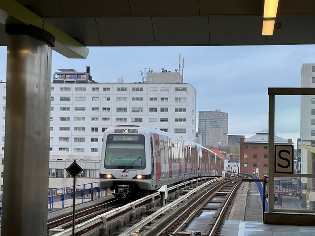 Foto van RET MG2/1 5357 Metro door Stadsbus