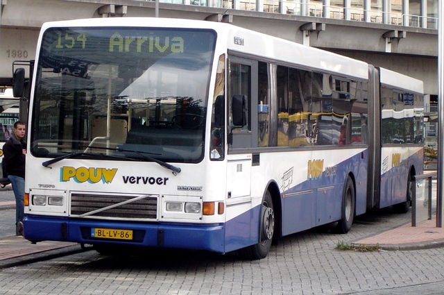 Foto van Pouw Berkhof 2000NL G 13 Gelede bus door wyke2207