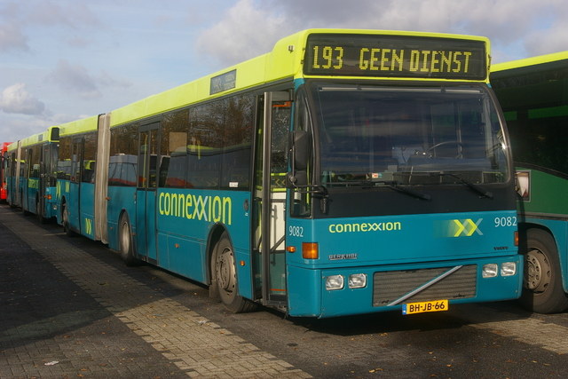 Foto van CXX Berkhof Duvedec G 9082 Gelede bus door_gemaakt wyke2207