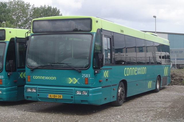 Foto van CXX Den Oudsten B95 2583 Standaardbus door wyke2207