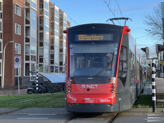 Foto van HTM Avenio 5003 Tram door_gemaakt Stadsbus