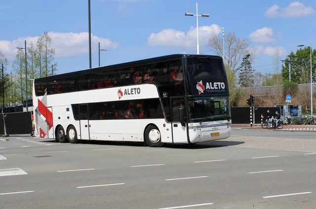 Foto van Aleto Van Hool Astromega 46 Dubbeldekkerbus door NE24