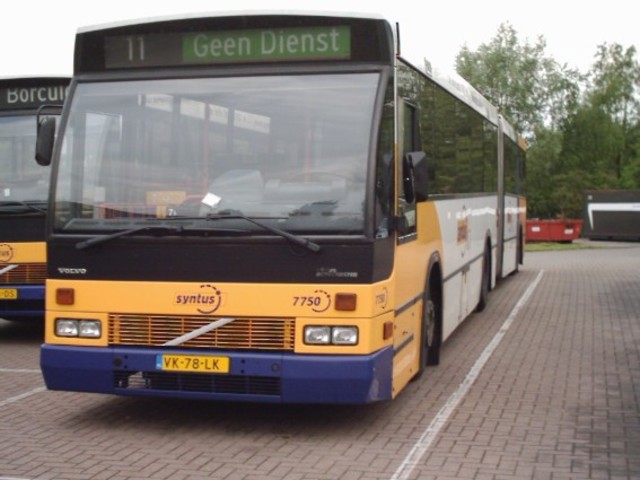 Foto van KEO Den Oudsten B88 G 7750 Gelede bus door PEHBusfoto