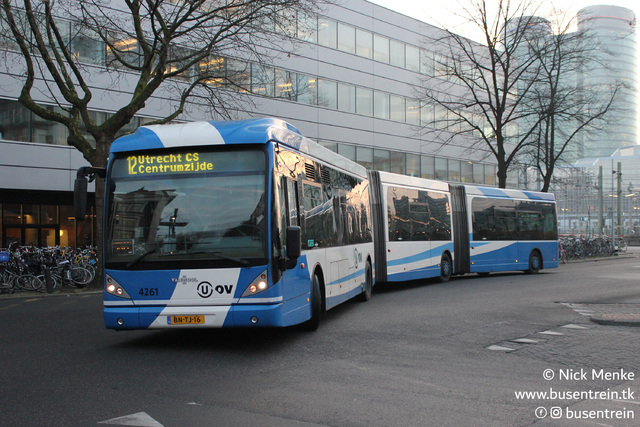 Foto van QBZ Van Hool AGG300 4261 Dubbelgelede bus door_gemaakt Busentrein