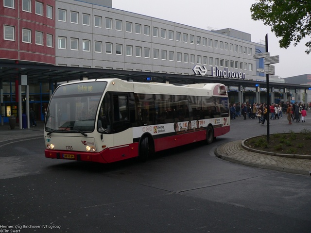 Foto van HER Berkhof Jonckheer 1703 Standaardbus door tsov