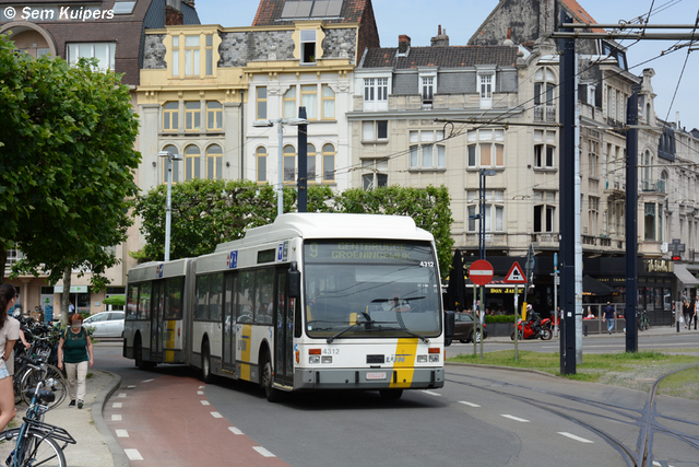 Foto van DeLijn Van Hool AG300 4312 Gelede bus door RW2014