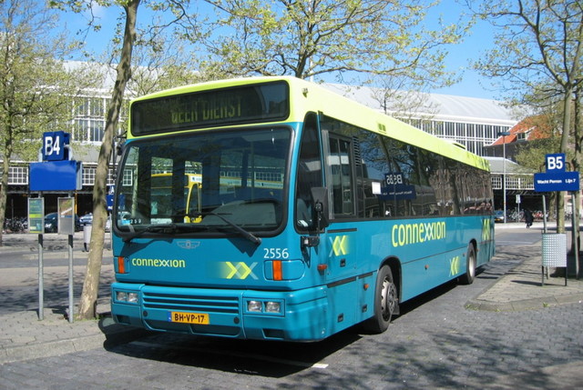 Foto van CXX Den Oudsten B95 2556 Standaardbus door wyke2207