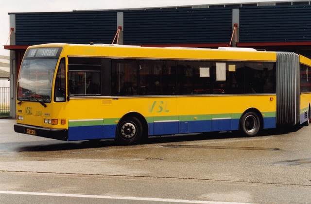 Foto van VSL Berkhof 2000NL G 3953 Gelede bus door wyke2207