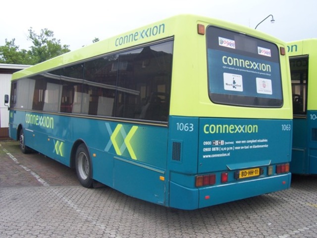 Foto van CXX Berkhof 2000NL 1063 Standaardbus door PEHBusfoto