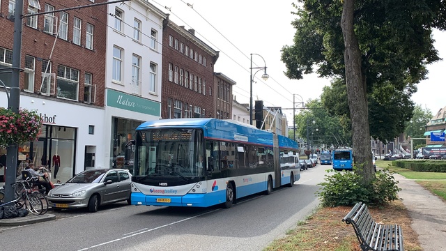 Foto van HER Hess Swisstrolley 5267 Gelede bus door Stadsbus