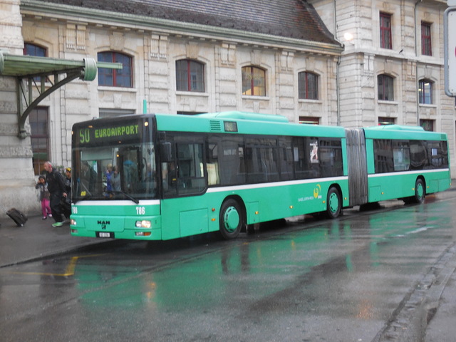 Foto van BVB MAN A23 786 Gelede bus door Stadsbus