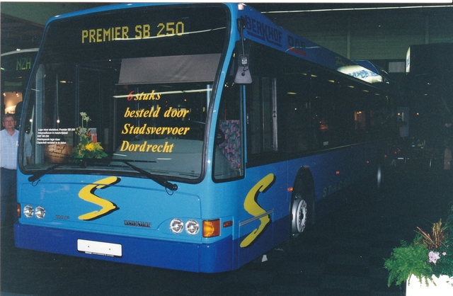Foto van SVD Berkhof Premier 12 LPG 6513 Standaardbus door wyke2207