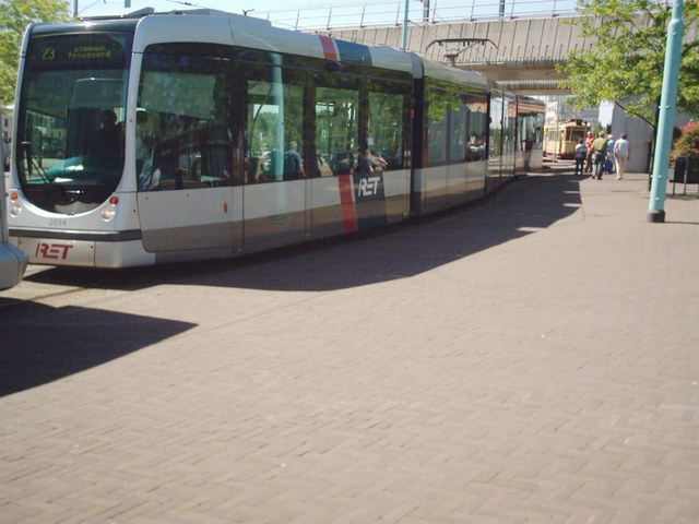 Foto van RET Rotterdamse Citadis 2034 Tram door vrijgezel