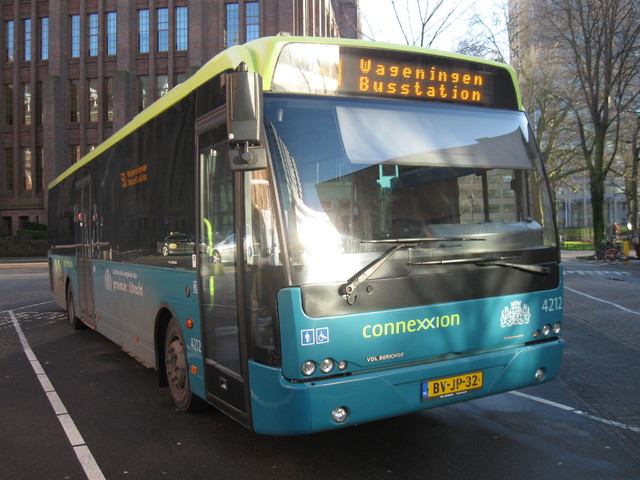 Foto van CXX VDL Ambassador ALE-120 4212 Standaardbus door stefan188