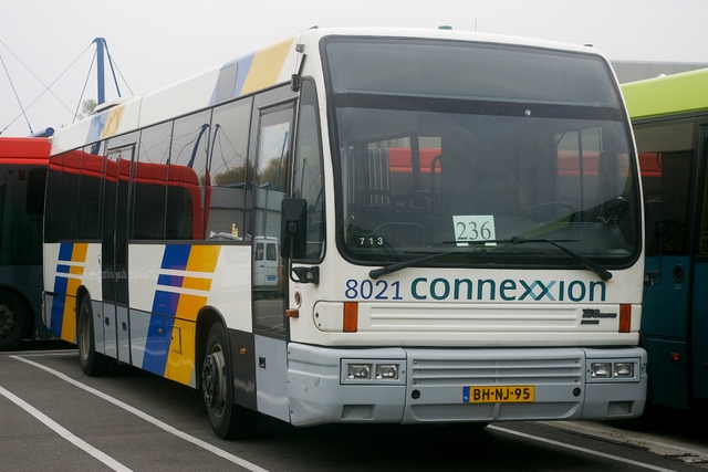 Foto van CXX Den Oudsten B95 8021 Standaardbus door wyke2207