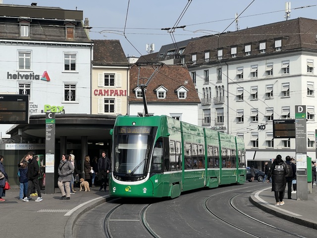 Foto van BVB Flexity 6002 Tram door_gemaakt Stadsbus