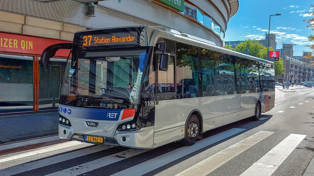 Foto van RET VDL Citea LLE-120 1106 Standaardbus door MetroRET