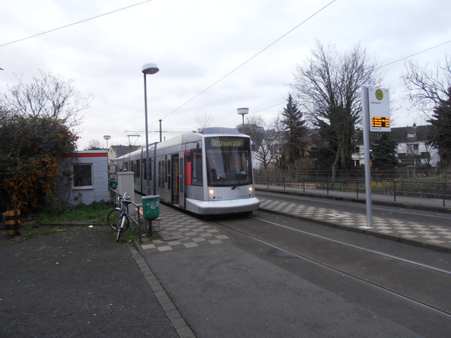 Foto van Rheinbahn NF10 2024 Tram door_gemaakt Perzik