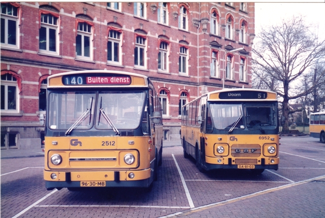 Foto van CN Leyland-Den Oudsten Standaardstreekbus 2512 Standaardbus door wyke2207