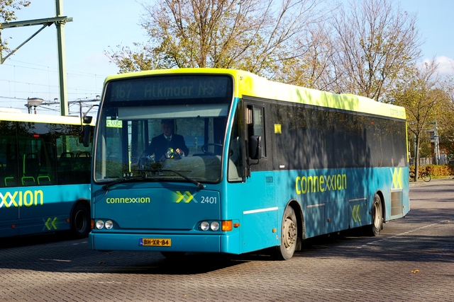 Foto van CXX Berkhof 2000NL 2401 Standaardbus door wyke2207